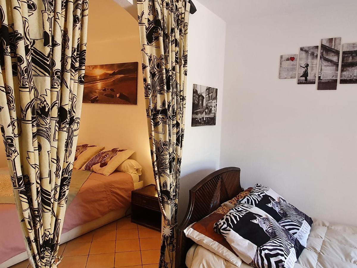 Villa Saba Olbia Buitenkant foto