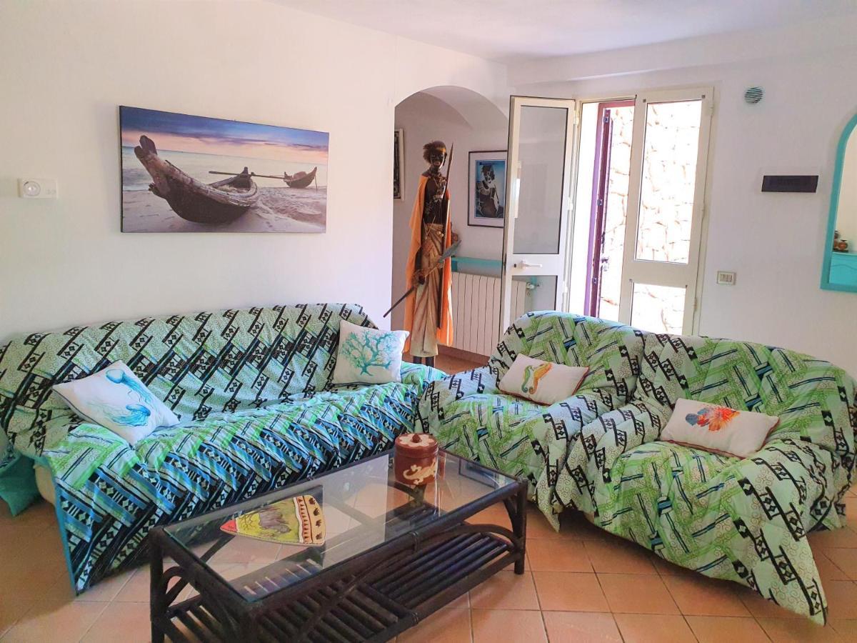 Villa Saba Olbia Buitenkant foto