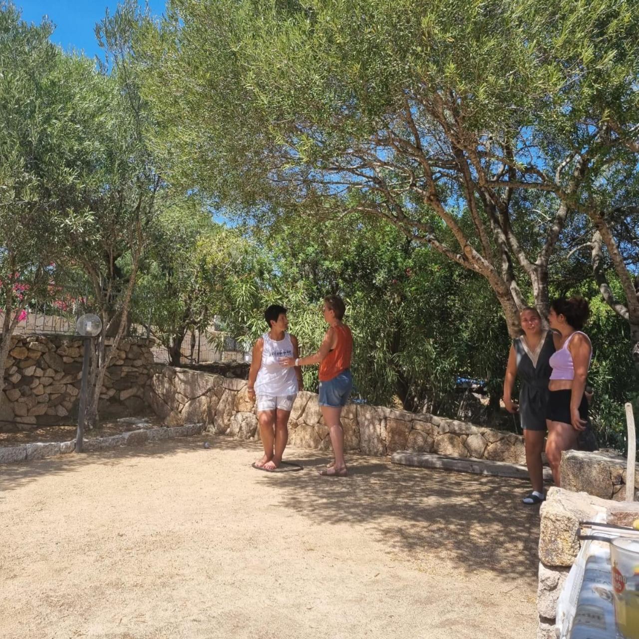 Villa Saba Olbia Buitenkant foto
