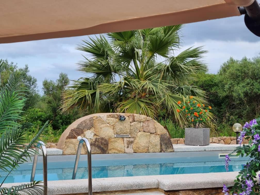 Villa Saba Olbia Buitenkant foto