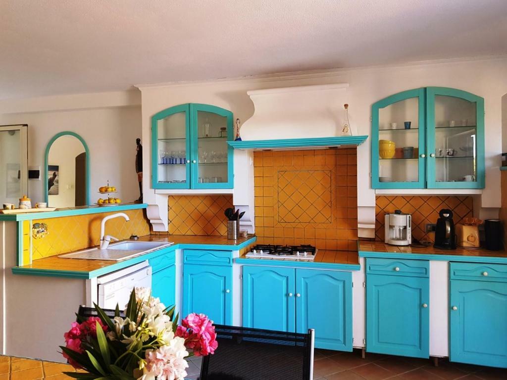 Villa Saba Olbia Buitenkant foto